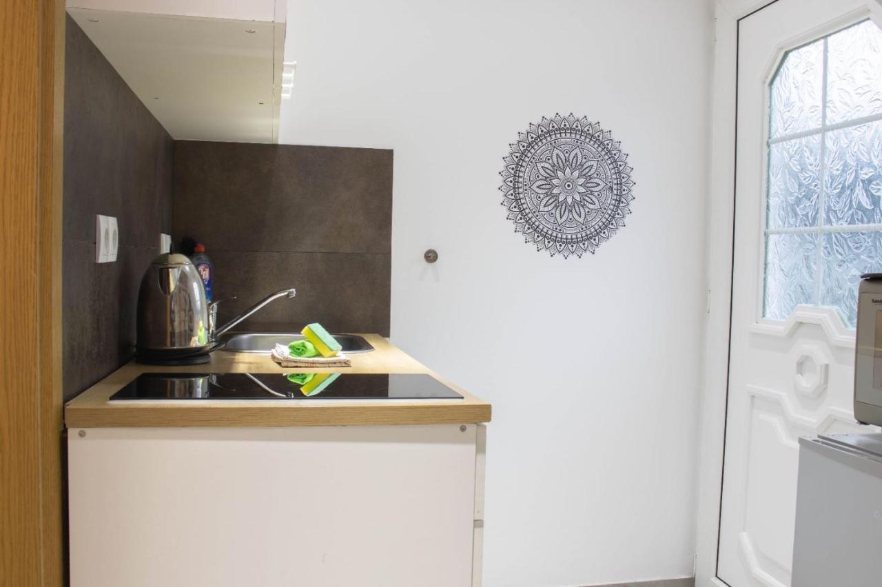 Kleine Gemuetliche Einliegerwohnung Mit Garten Und Pool Nordstemmen Buitenkant foto
